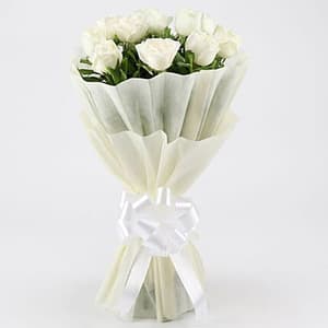 10 White Roses Bouquet